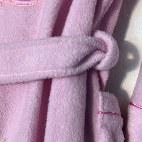 Gently Used Baby Pink Barbie Polyester Lounge Robe for Kids/Juniors - Picture 9 of 11